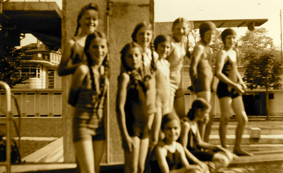 1940 ca. Schwimmbad Heiden