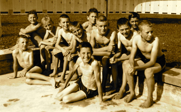 1940 ca. Schwimmbad Heiden 2
